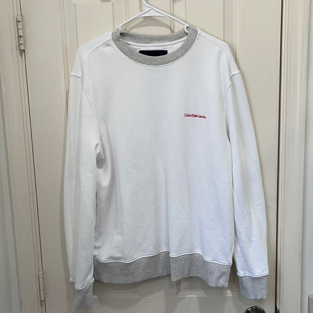 Men’s large Calvin Klein pullover